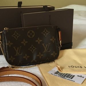 Louis Vuitton Mini Pochette